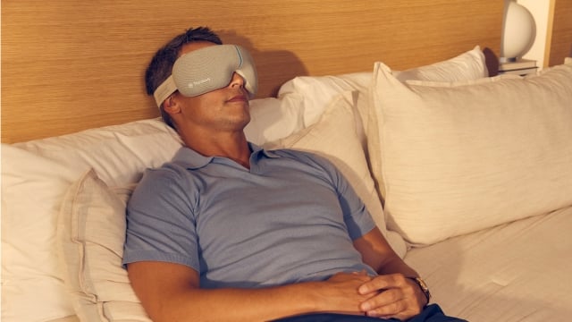 SmartGoggles w/ talent