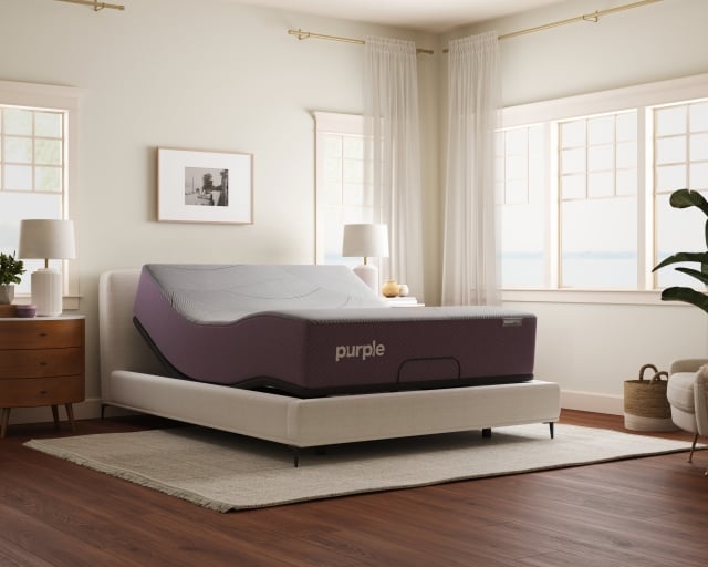 Articulated naked bed in frame